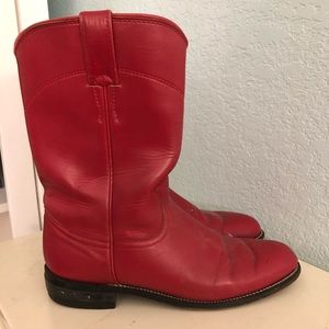 Used Red Leather cowboy boots in good condition.
